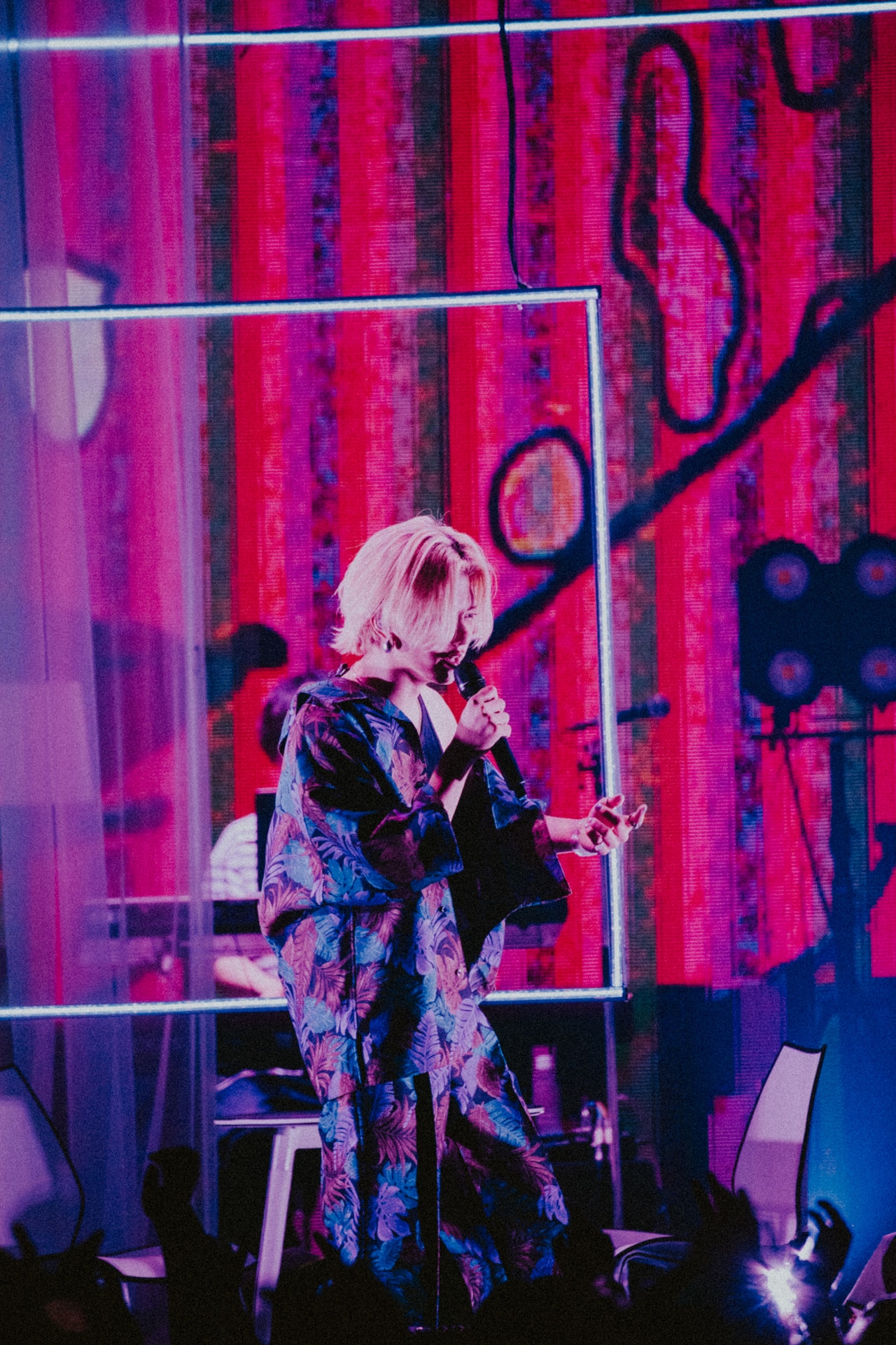 くじら（Photo by Kato Shumpei）
