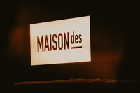 「MAISONdes LIVE #1」ステージセットの様子。（Photo by Kato Shumpei）