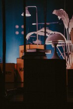 「MAISONdes LIVE #1」ステージセットの様子。（Photo by Kato Shumpei）