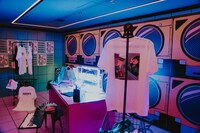 「MAISONdes LIVE #1」場内展示の様子。（Photo by Kato Shumpei）