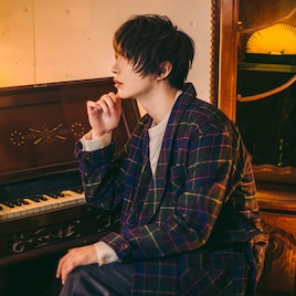 そらる「2.5次元の誘惑」オープニングテーマ担当「爽やかで前向きな楽曲に」