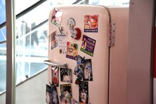 「JO1 MART」店内に設置された冷蔵庫。