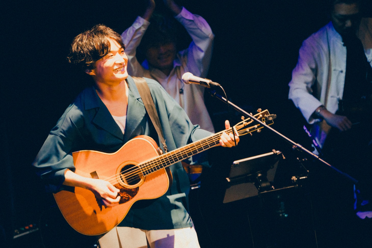 石崎ひゅーい（photo by renzo masuda）
