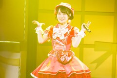 小倉唯、ファンへの感謝があふれたアーティストデビュー10周年記念ライブ