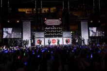 SUPER★DRAGON（撮影：米山三郎）