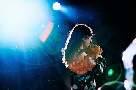 渋谷龍太（Vo）（撮影：浜野カズシ）