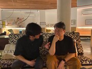 キム・ホンギ氏(写真右)。