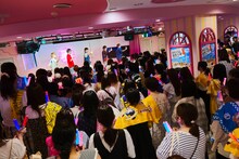 CUBERS「CUBERS Thank youフリーライブ2days」JOL原宿公演の様子。（撮影：上溝恭香）