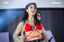 KARAのステージの様子。