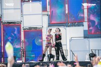 MAMAMOO+のステージの様子。