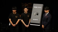 完全ワイヤレスイヤホン「WF-1000XM5」の体験イベントの様子。