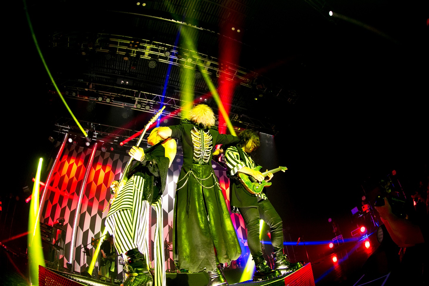 luz「luz 8th TOUR -Joker-」7月23日公演の様子。（撮影：堀卓朗［ELENORE］）