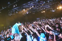 ano「トキメキ偏愛♡復讐ツアー」東京・LIQUIDROOM公演の様子。（撮影：鳥居洋介）