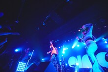 ano（撮影：鳥居洋介）