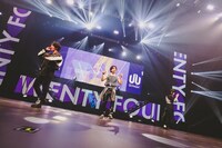 LEGITのパフォーマンスの様子。（撮影：白石達也）