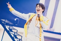 直江万里役の山口諒太郎。（撮影：白石達也）