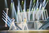 PROTOSTARのパフォーマンスの様子。（撮影：白石達也）