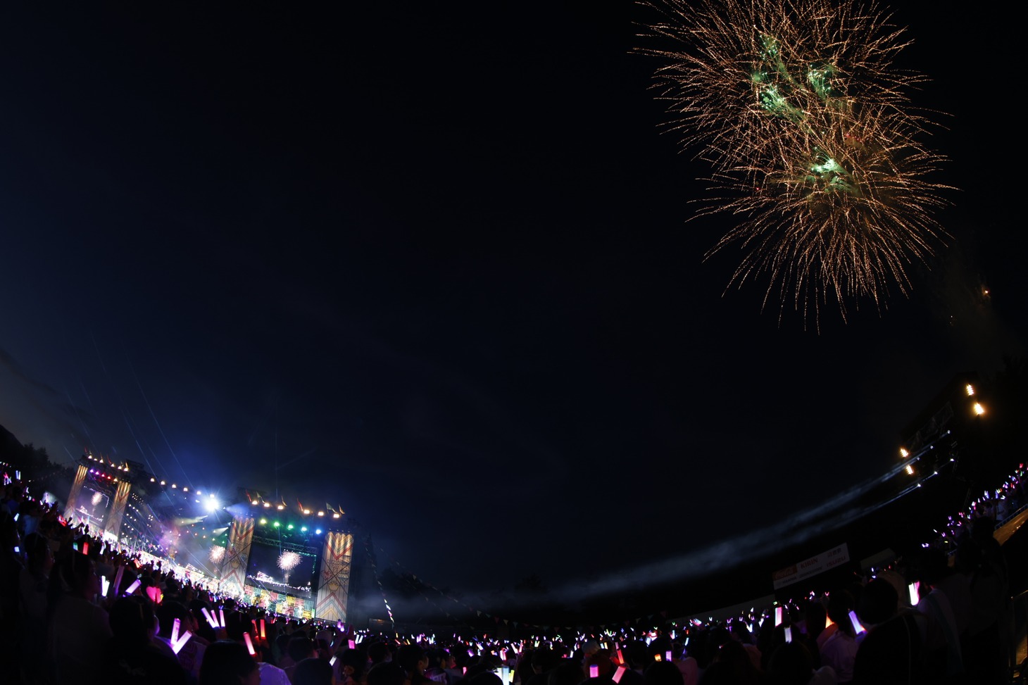 「イコノイジョイ 2023」2日目公演の様子。