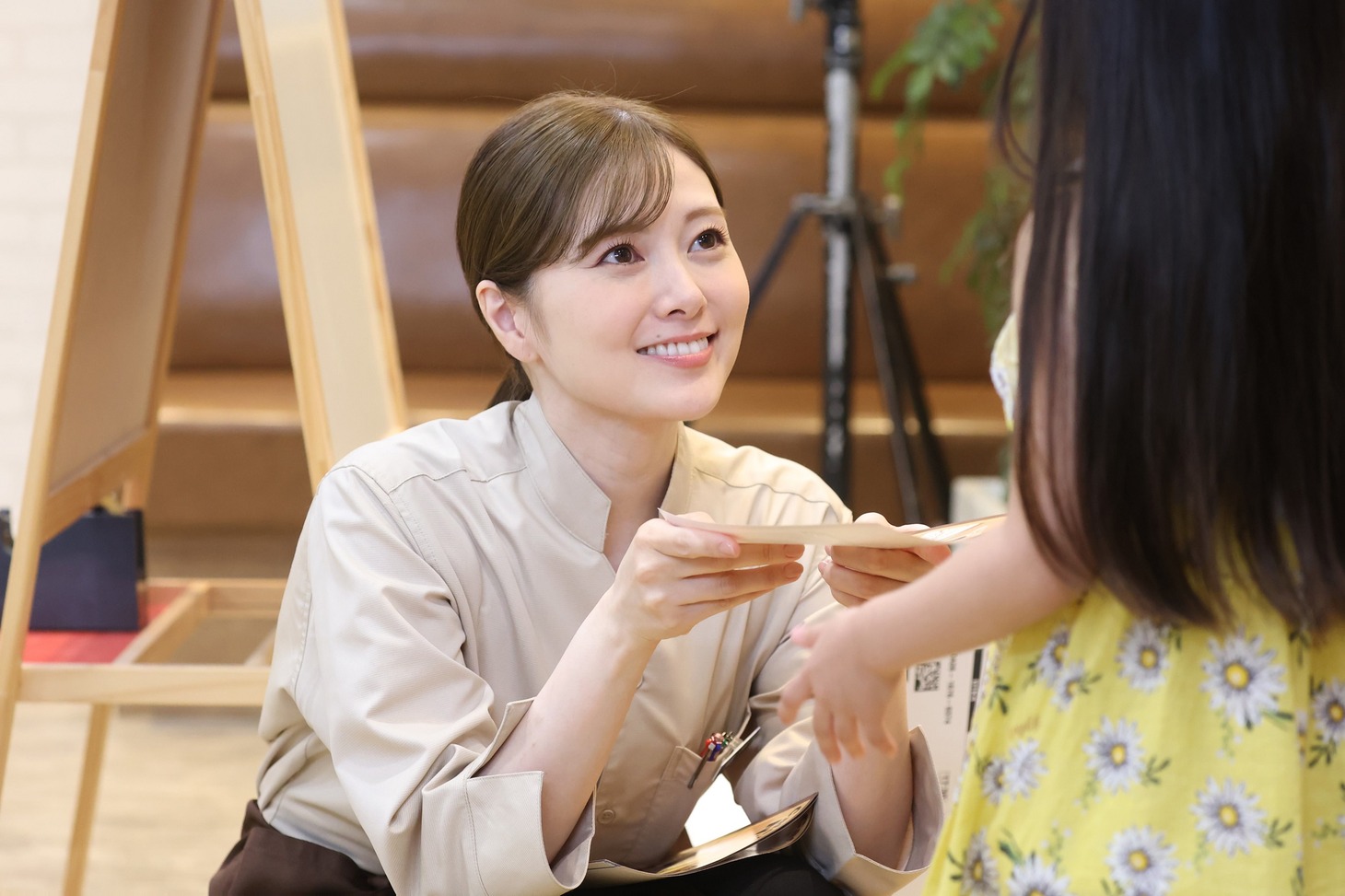 白石麻衣 (c)フジテレビ
