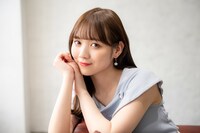 乃木坂46田村真佑（スタイリスト：布田雅子 / ヘアメイク：江原理乃）