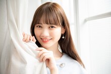 乃木坂46田村真佑（スタイリスト：布田雅子 / ヘアメイク：江原理乃）