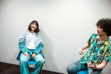 左からのん、みの。