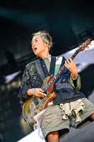 克哉（G）（撮影：平野タカシ）