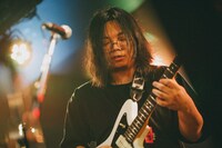 クビ（G, Vo / Chinese Football）（Photo by Machida Chiaki）