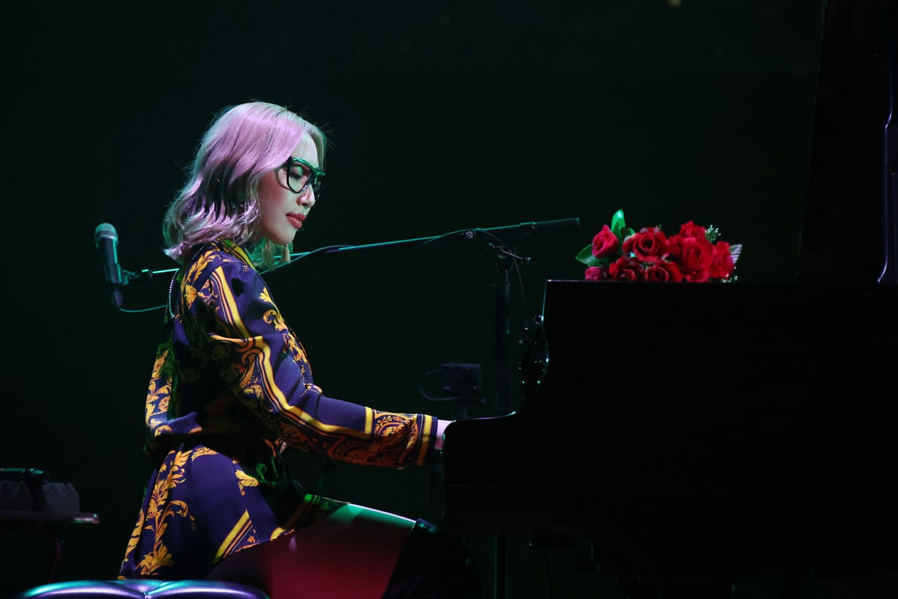 五条院凌、新おアルバムは数々のラブソングカバー集めた「お愛集」