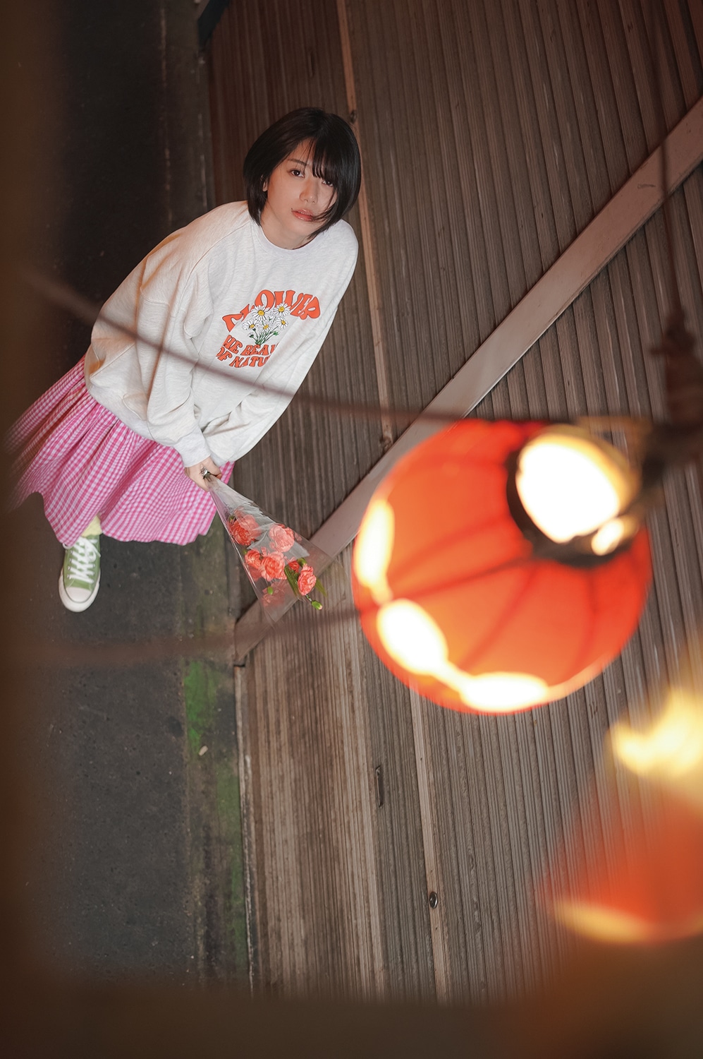 大西桃香（AKB48）2nd写真集「大西桃香写真集 桃の眺め方」より。