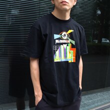 「ライブナタリー “Tempalay × Kroi”」Tシャツ着用画像