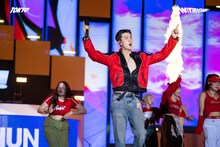 EXO-SCのステージの様子。