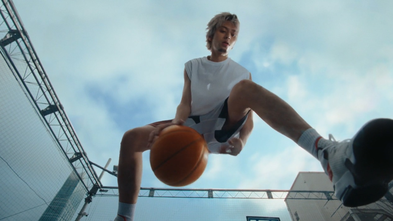 テレビCM「The Same Goal」編より。