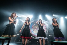 左から奥ゆい、十味、森嶋あんり、天羽希純。