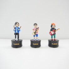 フィギュアになったサンボマスター。