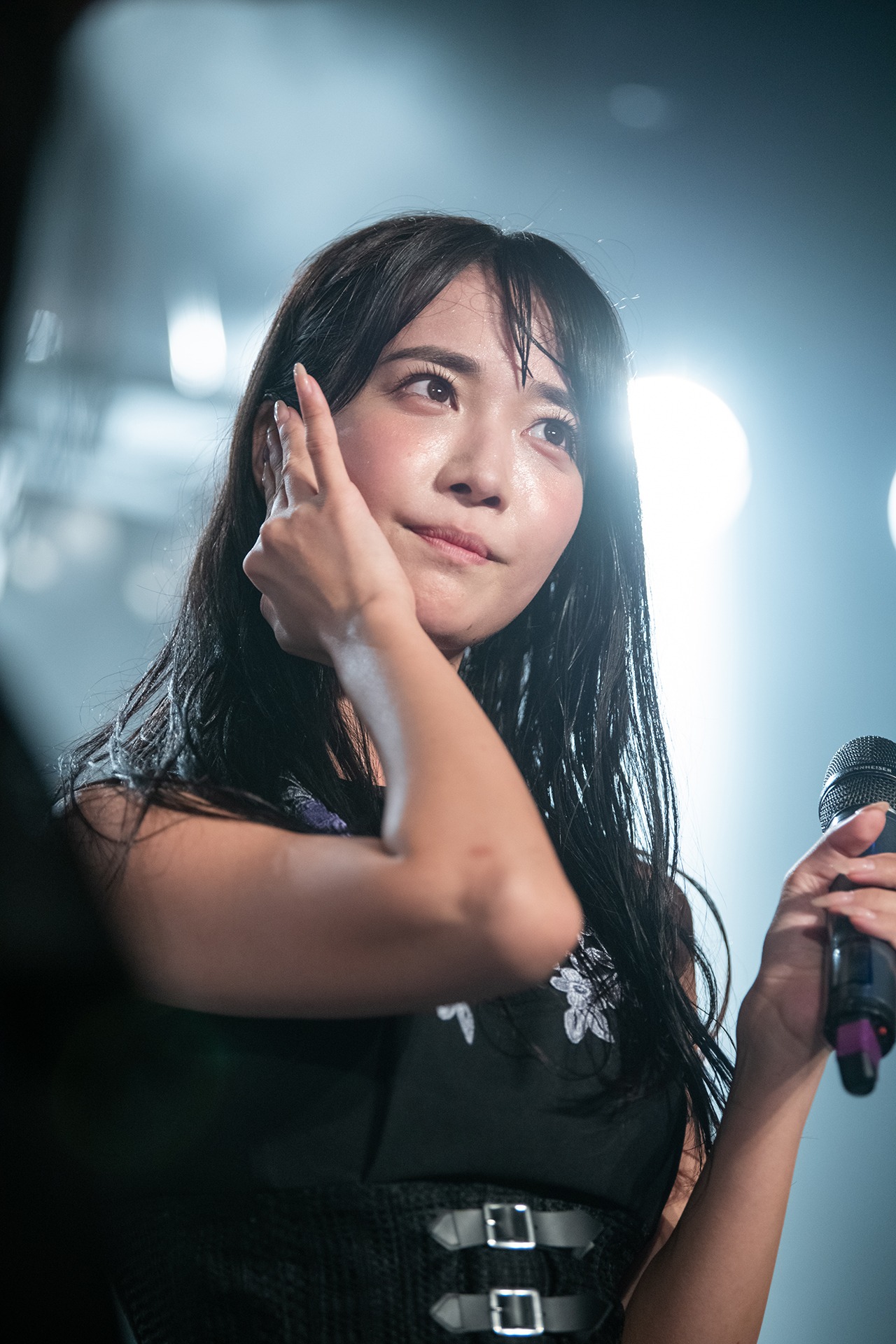 天羽希純