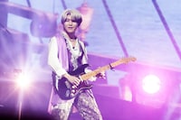 若井滉斗（G）（撮影：田中聖太郎写真事務所）