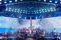 「Mrs. GREEN APPLE ARENA TOUR 2023 “NOAH no HAKOBUNE”」の様子。（撮影：田中聖太郎写真事務所）