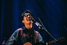 岸田繁（Vo, G）（撮影：三田村亮）