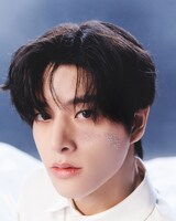 ENHYPEN「結 -YOU-」コンセプトフォト「LOST」バージョンより、JAKE。