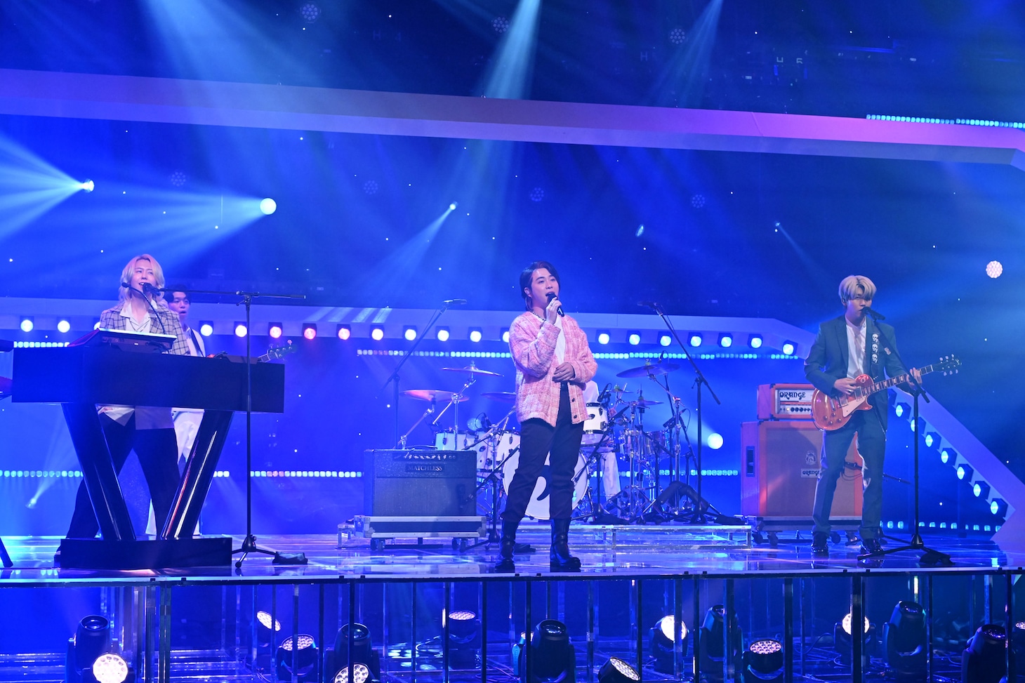 Mrs. GREEN APPLEのスタジオライブの様子。(c)テレビ朝日