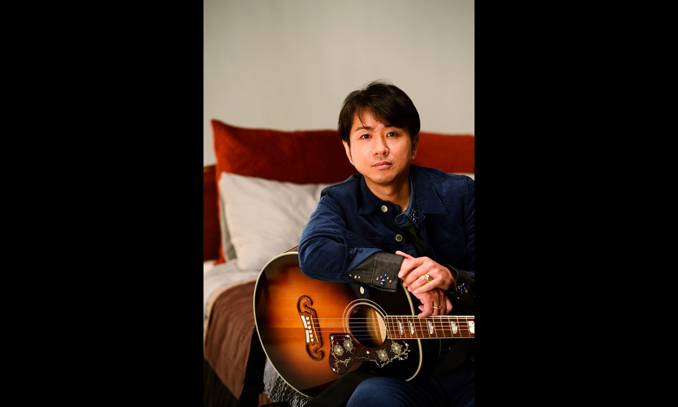 「藤井フミヤ 30TH ANNIVERSARY TOUR vol.1 青春 スペシャル版」ビジュアル。