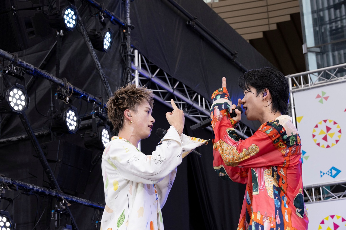 MORRIEとSHOOT。（撮影：米山三郎）