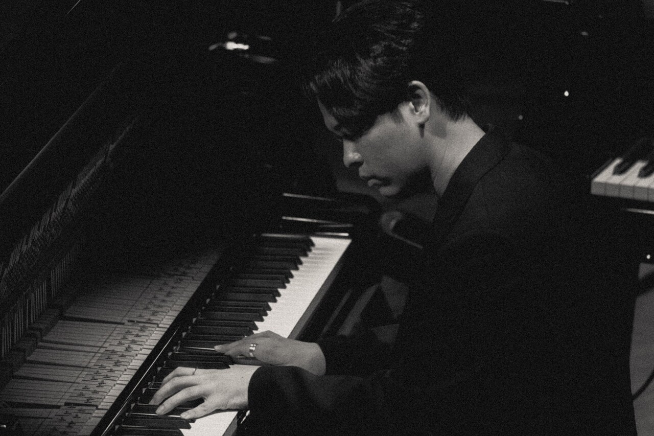 江崎文武1stソロツアー「はじまりの夜」のはじまり、特別ゲストと