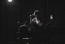 角銅真実（撮影：三田村亮）