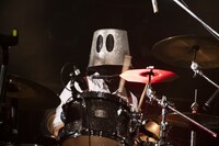 Bucket Banquet Bis（Dr）（Photo by MAYUMI）