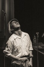 安部勇磨（Vo）（Photo by Asami Nobuoka）