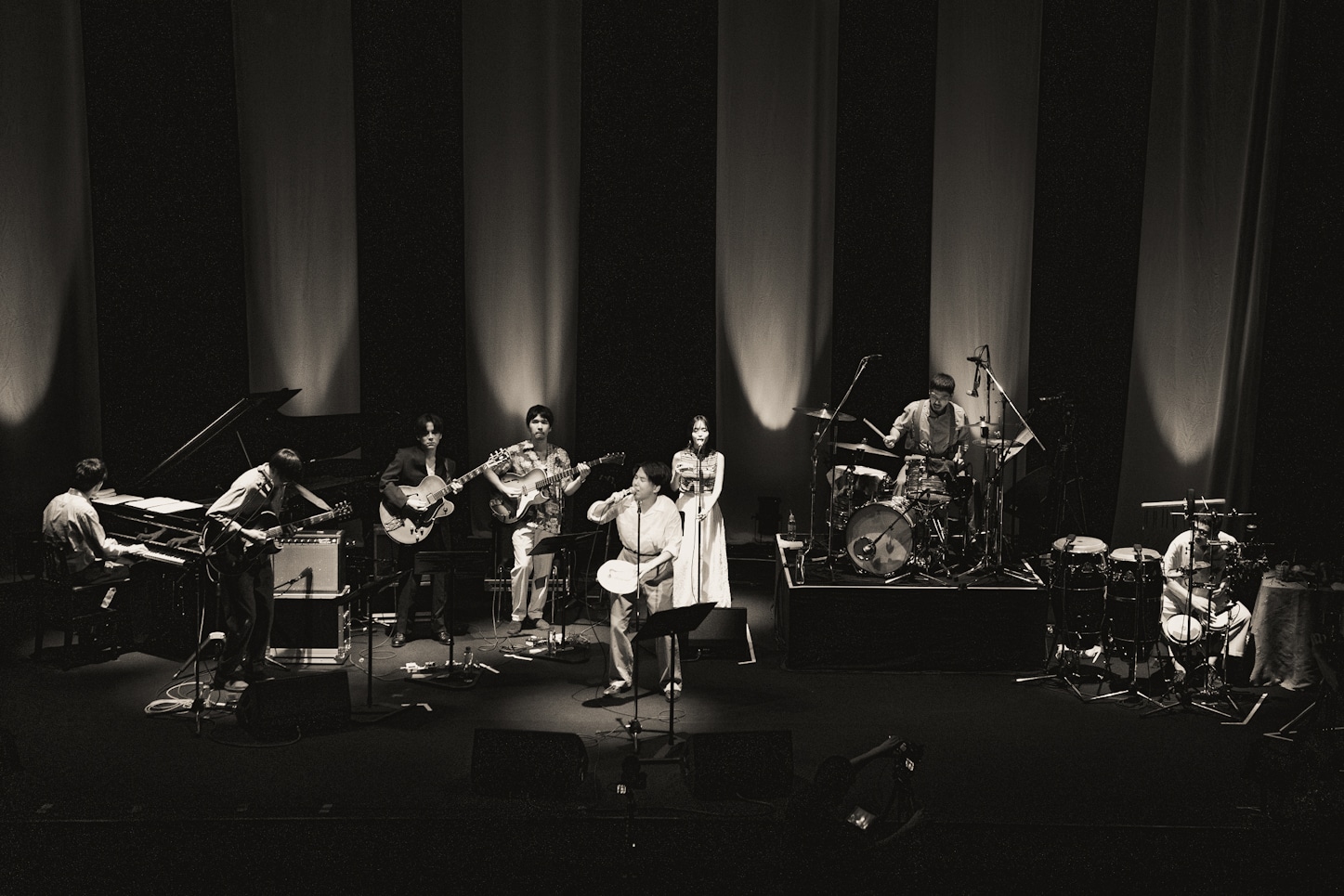 安部勇磨「Yuma Abe “Surprisingly Alright” Show at Sogetsu Hall」の様子。（Photo by Asami Nobuoka）