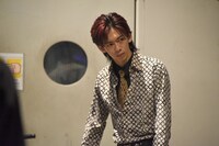 「超特急の撮れ高足りてますか？」シーズン8より、歌収録の合間のリョウガ。