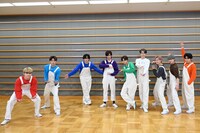 各々のドッジボールを表現する超特急。